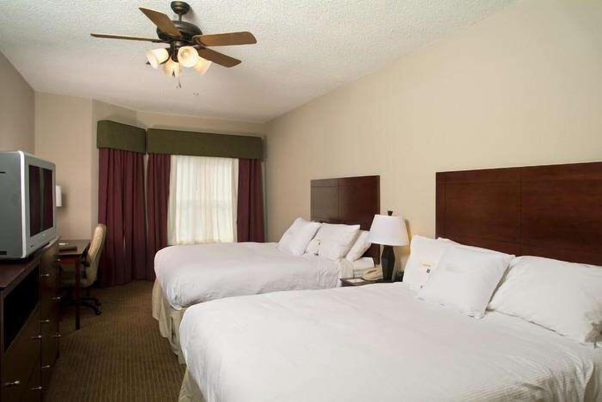 Homewood Suites By Hilton Bloomington Room photo