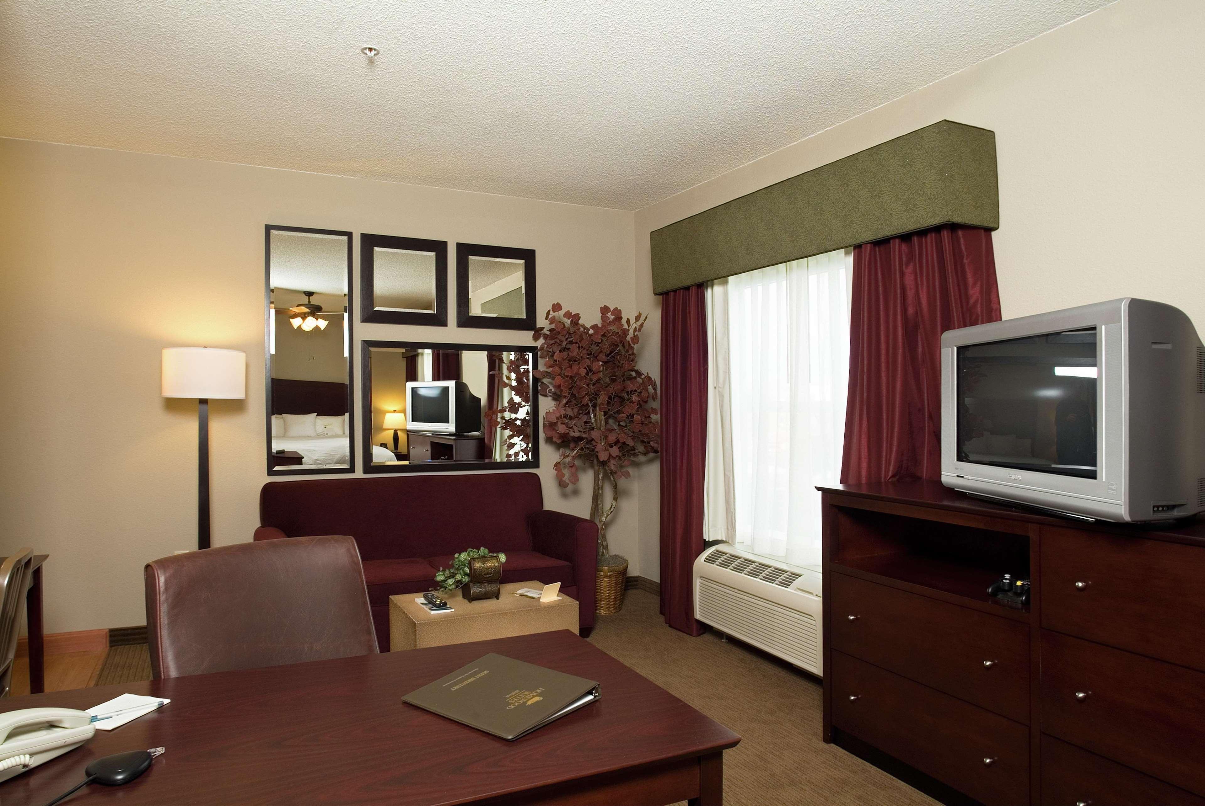 Homewood Suites By Hilton Bloomington Room photo