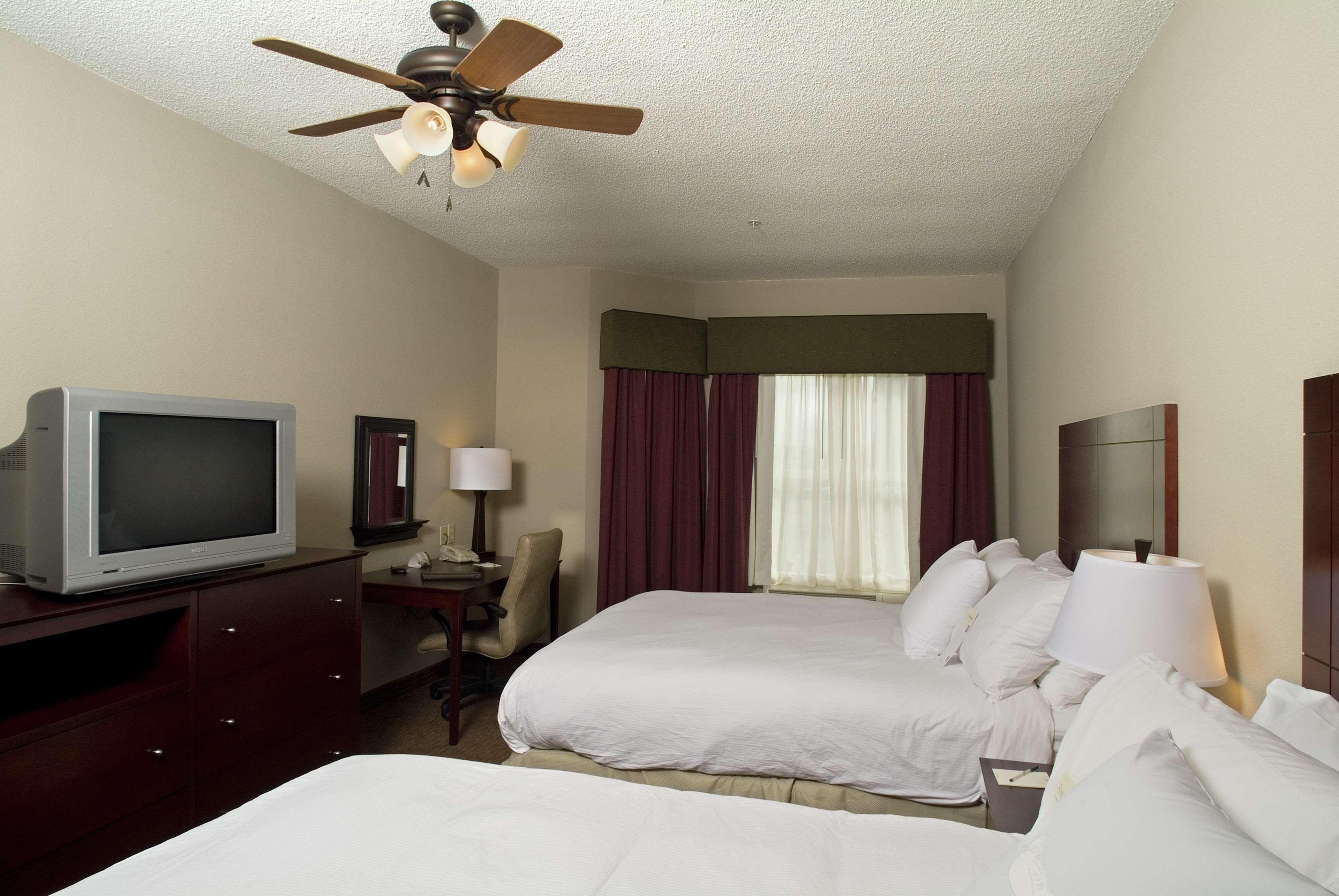 Homewood Suites By Hilton Bloomington Room photo